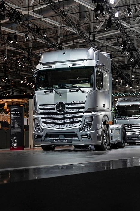 Daimler Truck Mercedes-Benz Actros L Edition 3