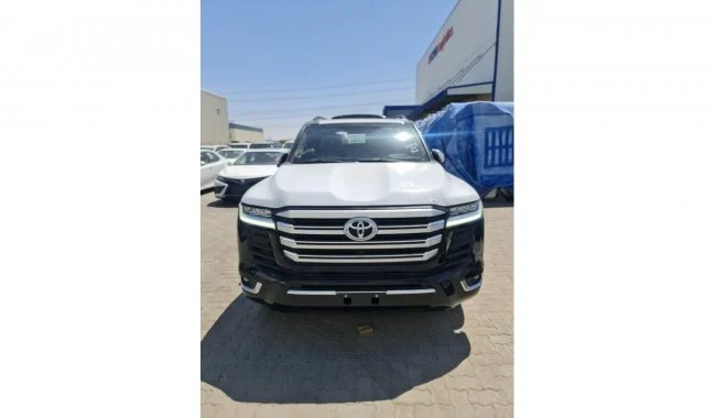 2023 Toyota Land Cruiser 3.5L TT VXR BLACK (Export only) در دبی