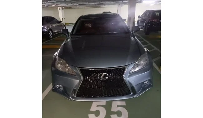 Lexus IS 250 3.4L خاکستری متالیک مدل 2007 در دبی