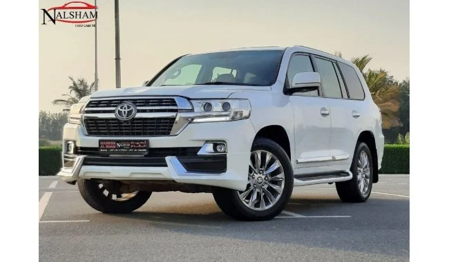 2008 Toyota Land Cruiser Facelifted سفید در شارجه امارت
