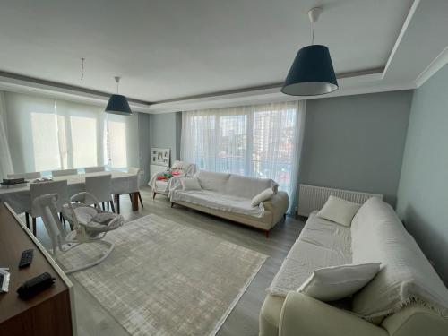 آپارتمان 76 متری 2 خوابه در منطقه Kartal استانبول