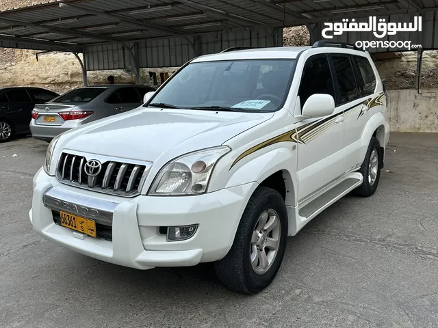Toyota Prado 2008 سفید در عمان