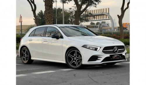 2023 MERCEDES BENZ A180 2023 AMG NIGHT PACKAGE سفید در دبی