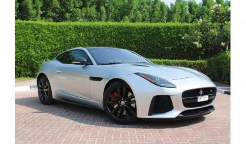 2018 Jaguar F-Type SVR نقره ای در دبی