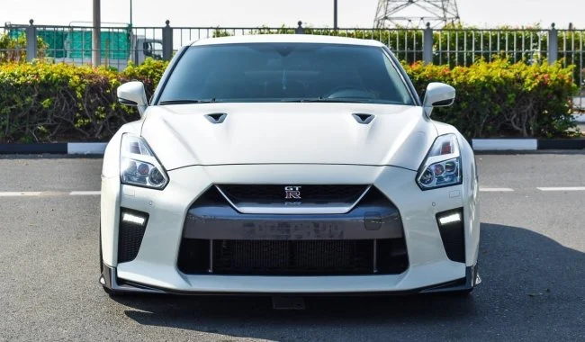 2019 Nissan GT-R سفید در دبی