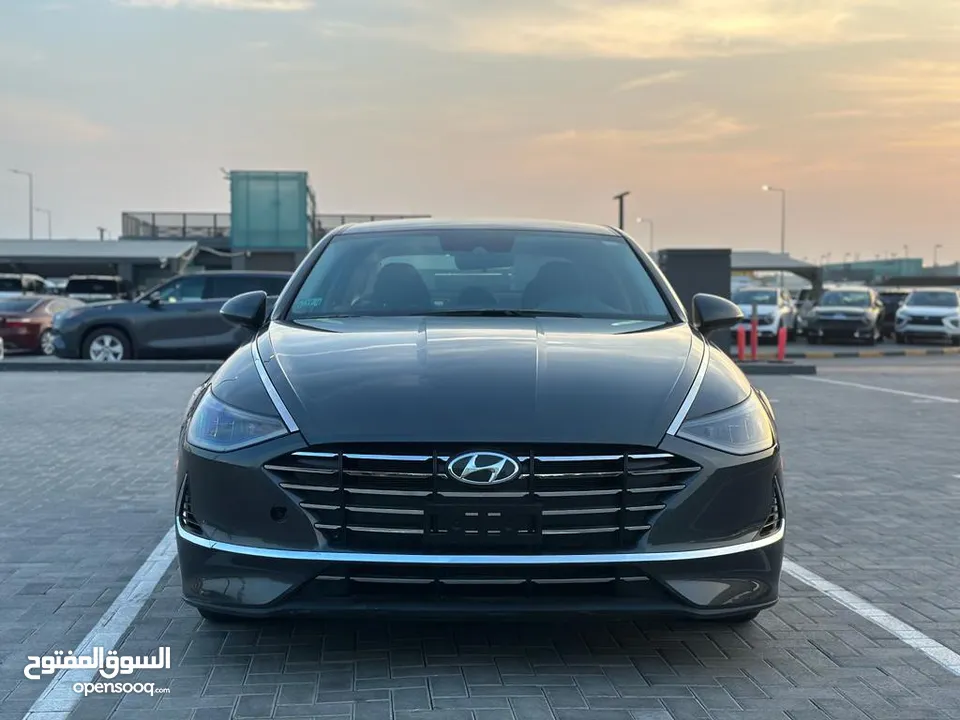 Hyundai Sonata SE مدل 2023 در مسقط عمان
