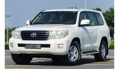 2013 Toyota Land Cruiser GXR سفید در دبی