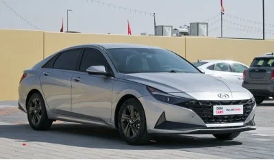 2021 Hyundai Elantra نقره ای در دبی