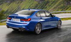 معرفی امکانات مختلف بی ام و سری 3 | پرفروش ترین خودروی BMW