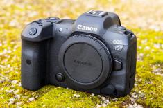 دوربین عکاسی قدرتمند کانن با ثبت تصاویر 8K به بازار آمد