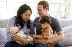 نامه احساسی رئیس فیس بوک به دختر نوزادش
