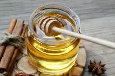 75 درصد عسل‌هایی که می خوریم به مواد آفت‌کش آلوده هستند