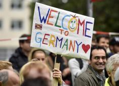 آلمان اعطای ویزا به همسر و فرزندان پناهجویان را سخت تر کرد