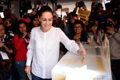 یک زن برای اولین بار شهردار پایتخت مکزیک شد