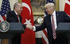 توییت دونالد ترامپ، ارزش لیر ترکیه را در یک روز، 20 درصد کاهش داد!