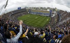 اتفاقی بی سابقه در تاریخ باشگاه بوکاجونیورز آرژانتین / هجوم 50 هزار هوادار برای یک جلسه تمرینی
