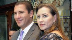 زن و شوهر قدرتمند مکزیکی در پی سقوط هلی کوپتر کشته شدند