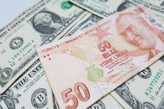 مالیات خرید دلار آمریکا در ترکیه دو برابر می شود